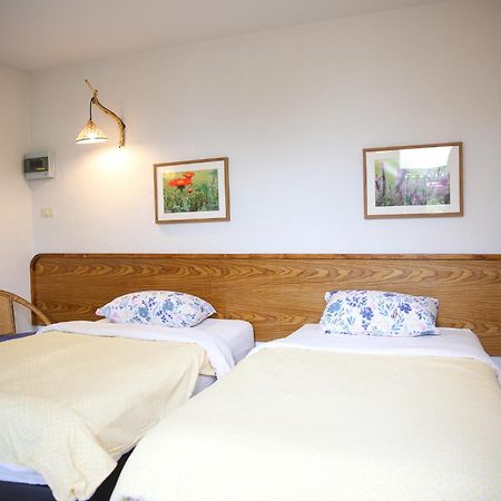 Baannoi Nornmuan Retreat Vacation Rental & Workshop เชียงใหม่ ภายนอก รูปภาพ